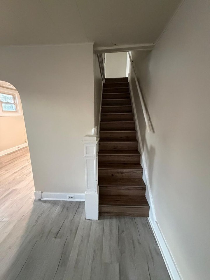 1701 Montier St - Photo 5 of 10