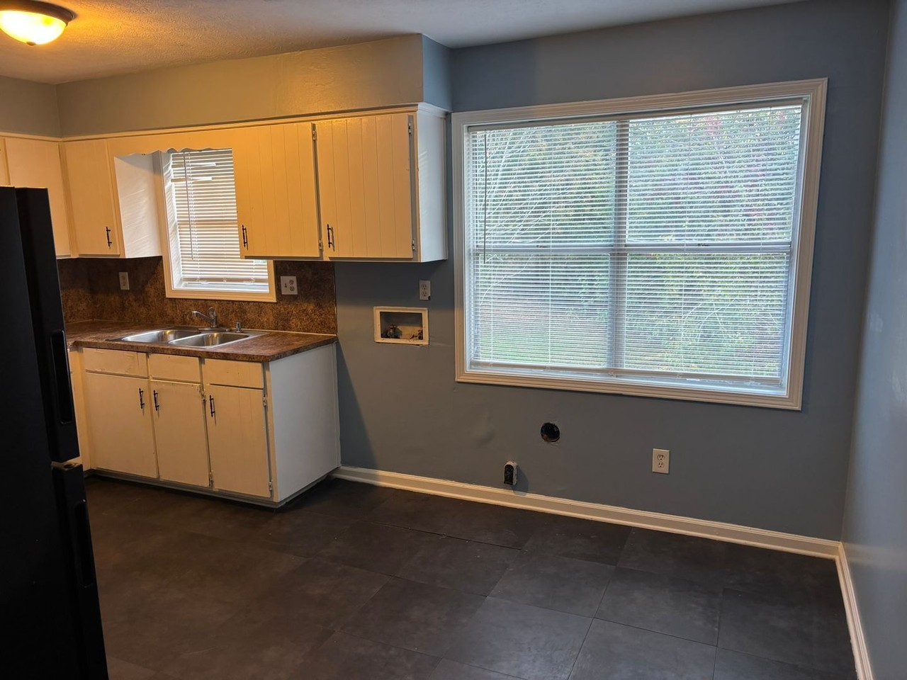 4518 Moline Ave - Photo 5 of 10