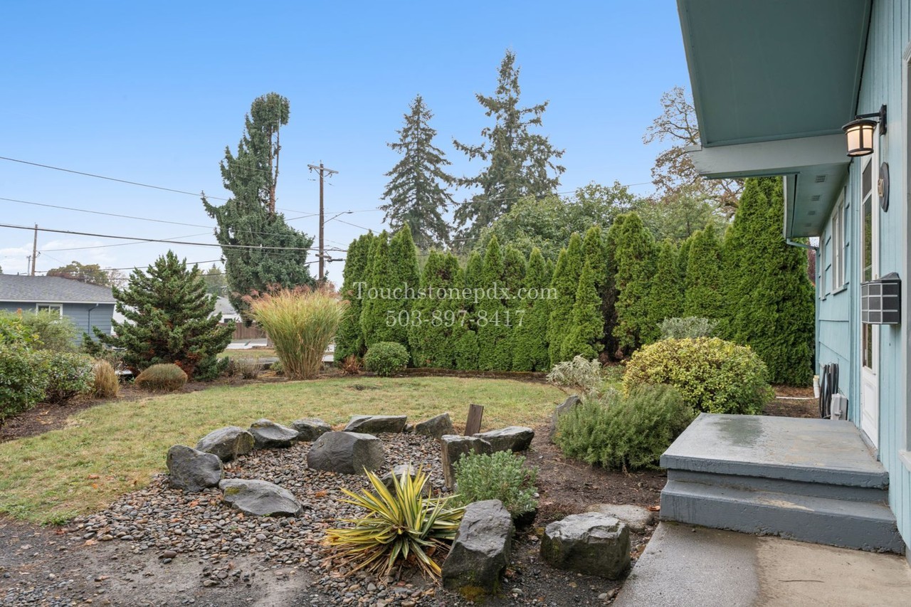 620 E Exeter St - Photo 5 of 37