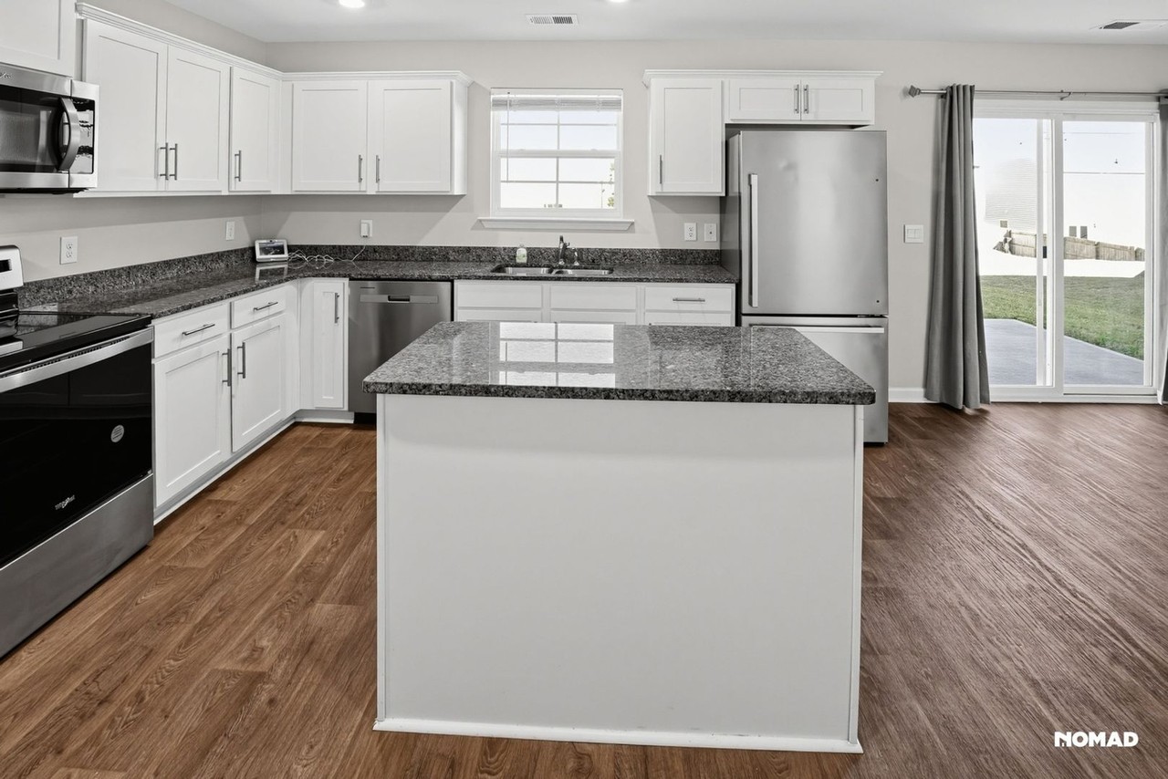 162 Dunham Rd - Photo 7 of 27