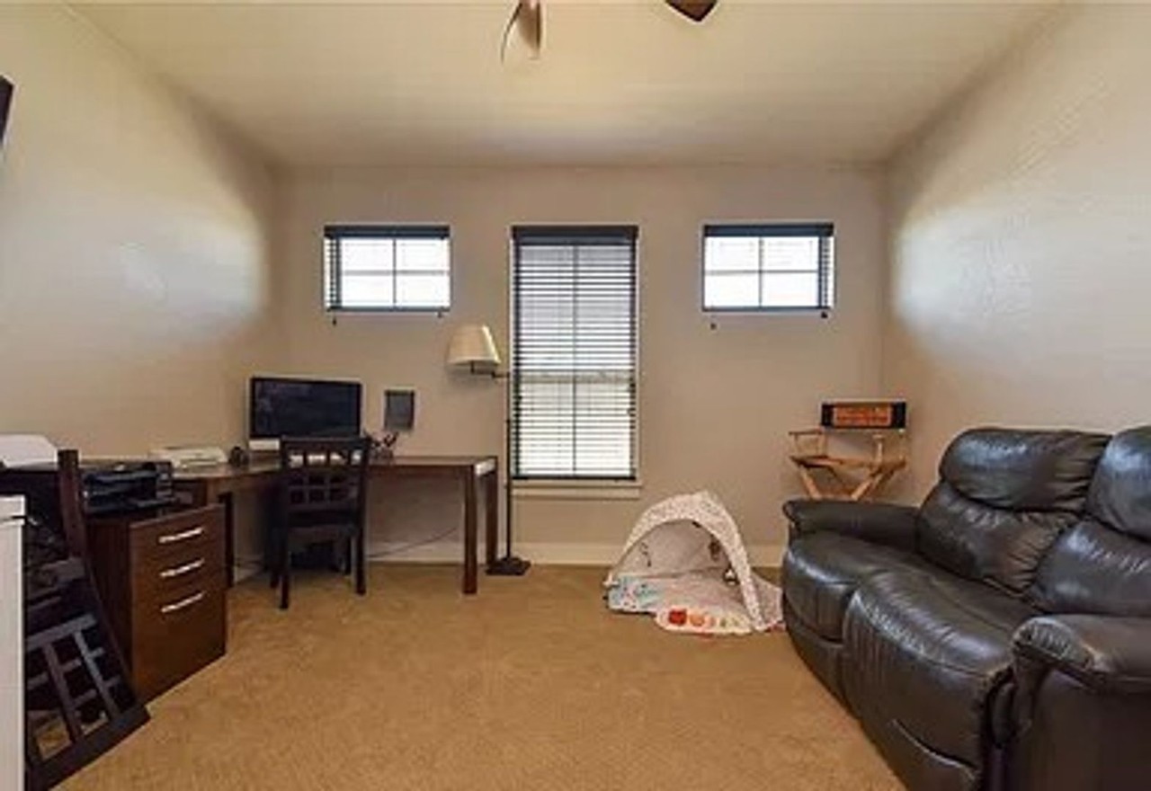 1307 Excel Dr - Photo 3 of 17