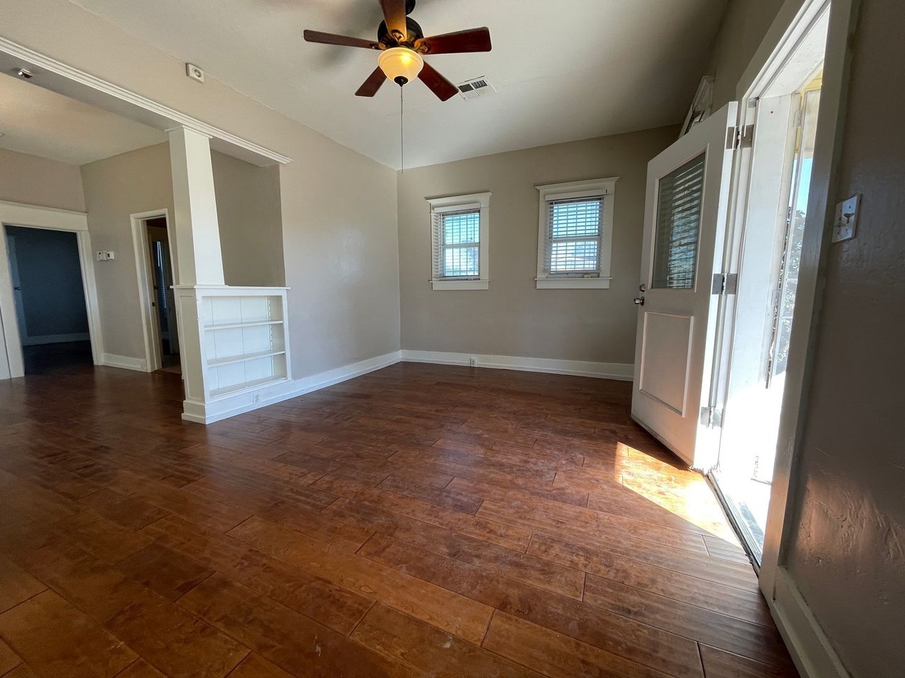 118 E Hadley St - Photo 2 of 13