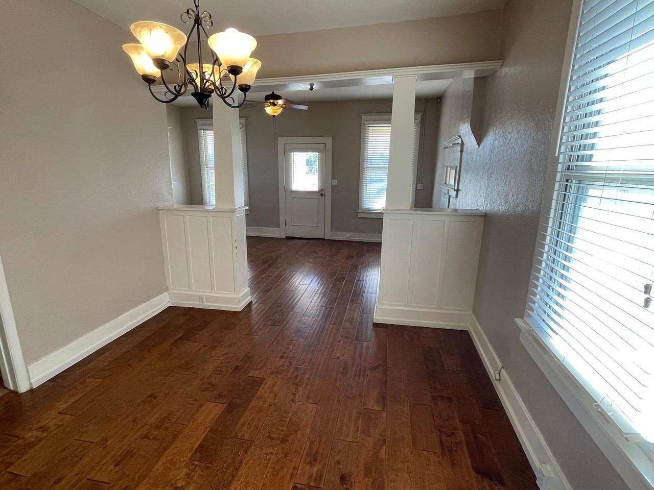 118 E Hadley St - Photo 3 of 13