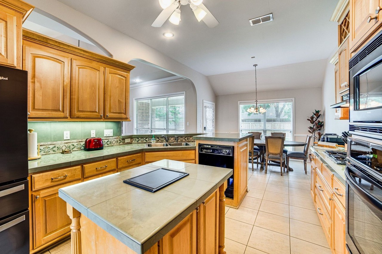 2119 Rana Park - Photo 7 of 30
