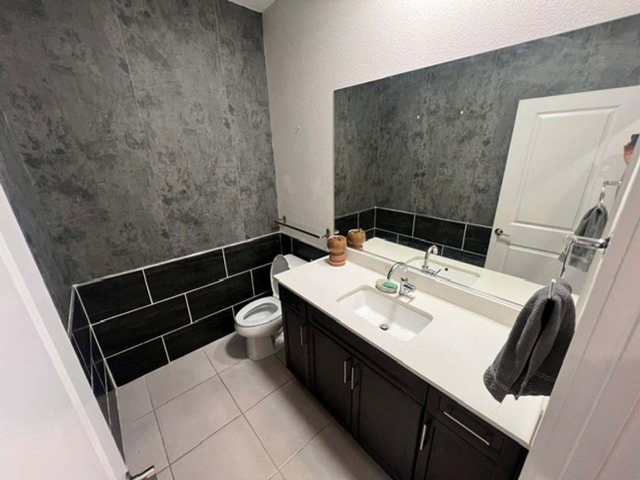 6231 Bravestar Ct - Photo 4 of 22