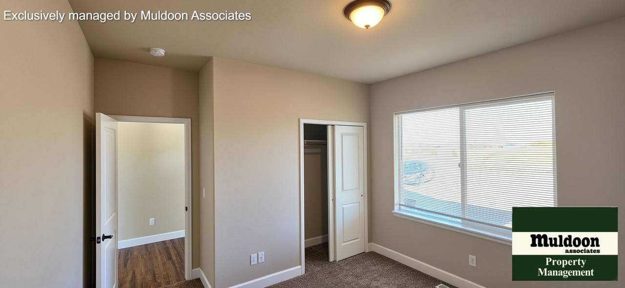 772 E Longsdale Dr - Photo 5 of 15