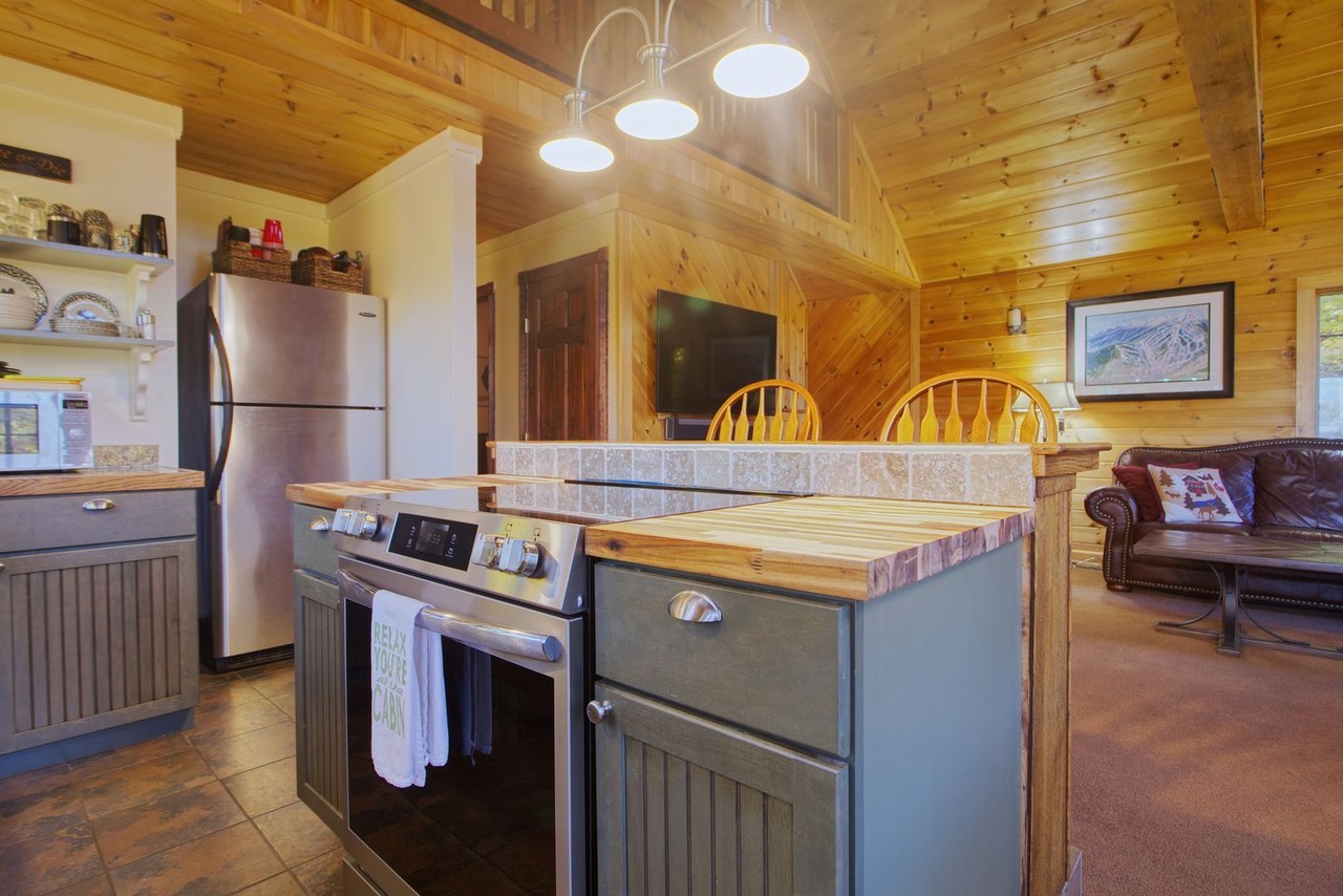 157 Summit Dr - Photo 4 of 27