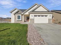 4122 Woodlake Ln - Photo 1 of 1