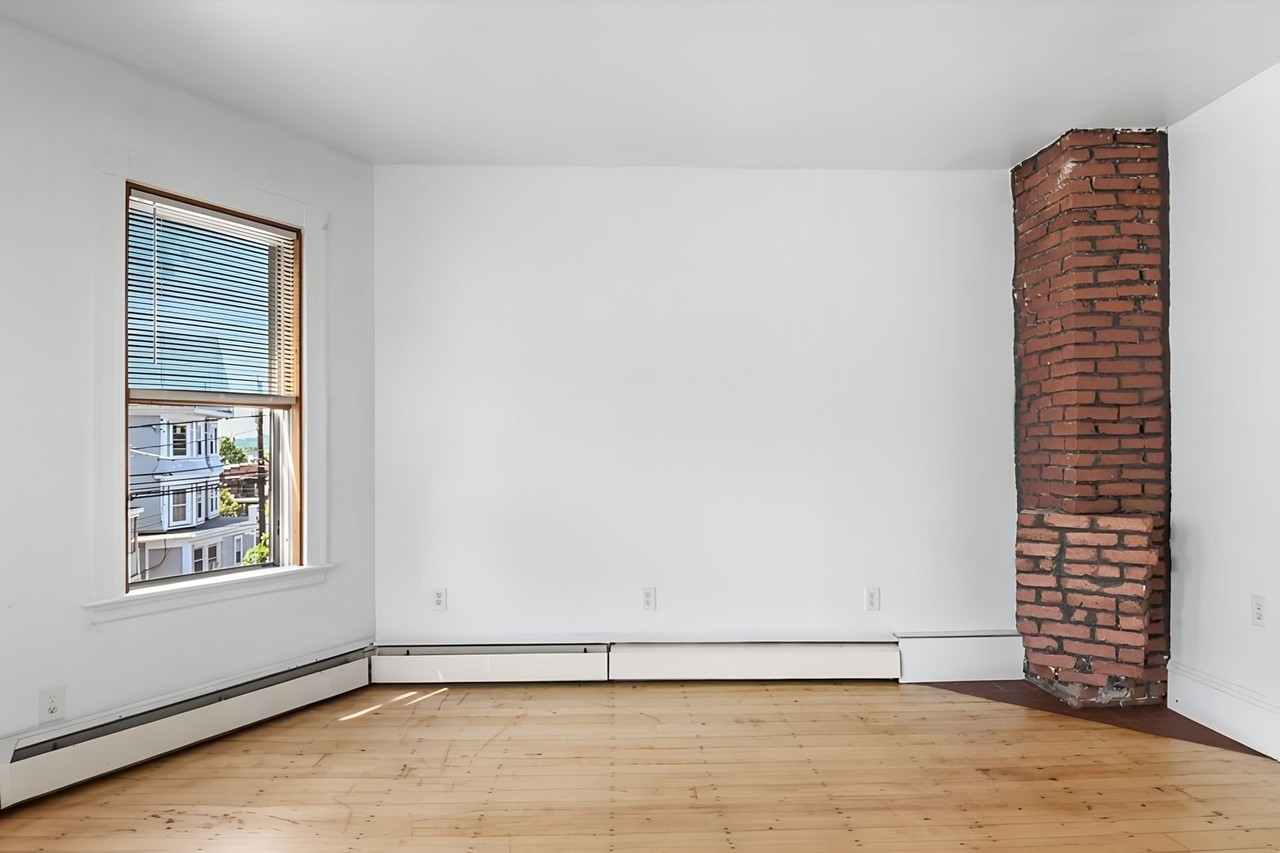 58 Calumet St - Photo 5 of 19