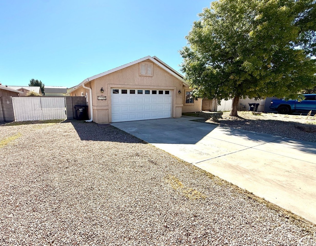 3940 E Potter Ave - Photo 2 of 50
