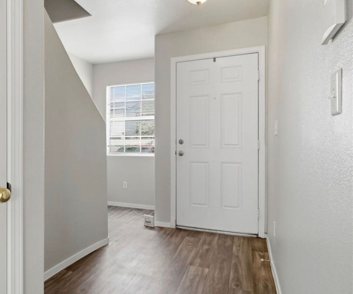 2621 Adelante Ave - Photo 3 of 22
