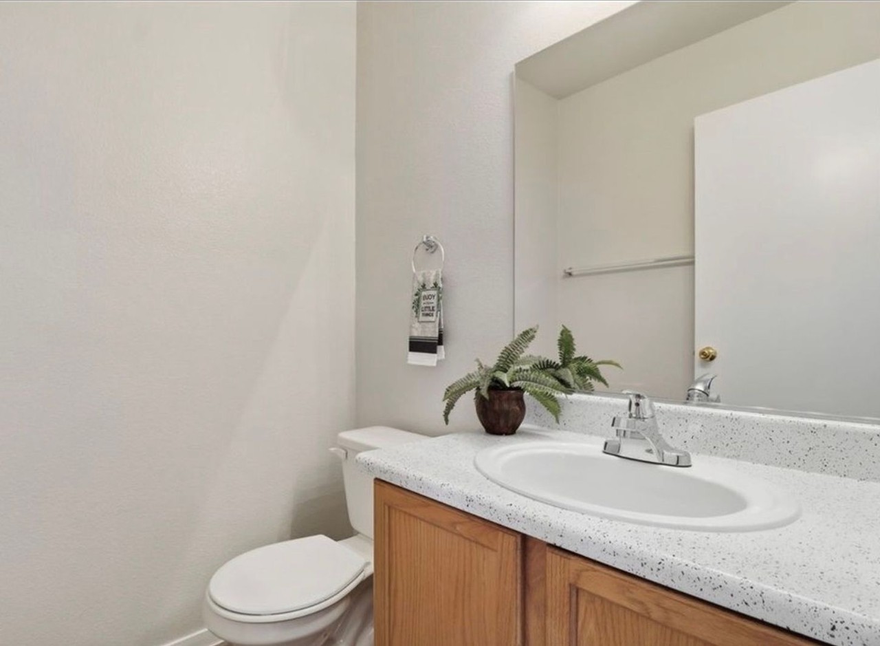 2621 Adelante Ave - Photo 7 of 22