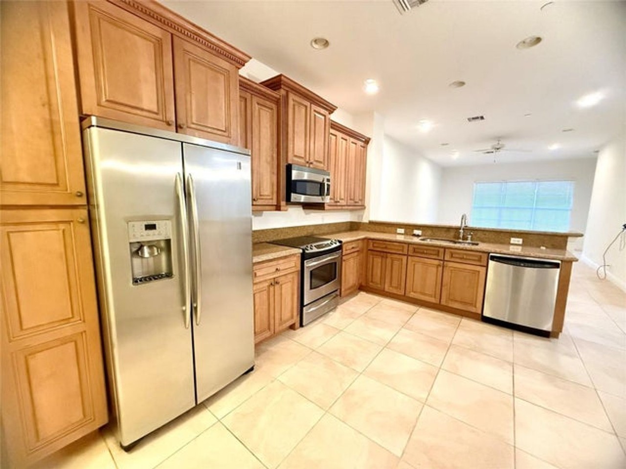 4804 Sawgrass Breeze Dr - Photo 2 of 16