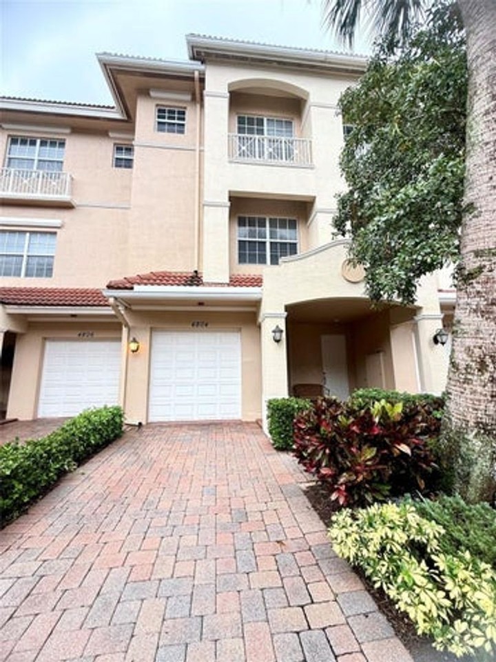 4804 Sawgrass Breeze Dr - Photo 5 of 16