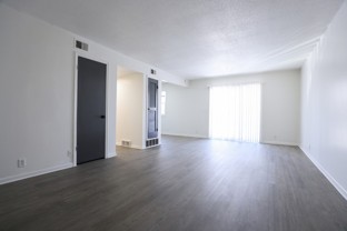 Petrow Apartments - Bricktown - Photo 1 of 1