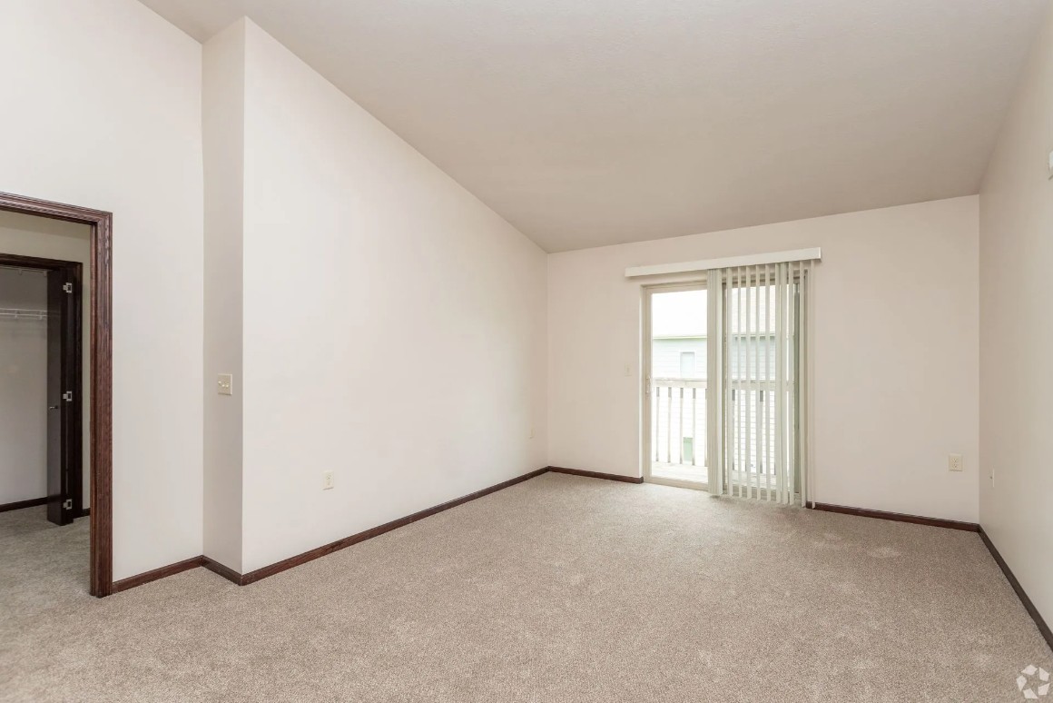 Bancroft Place Apartments - Photo 5 of 50