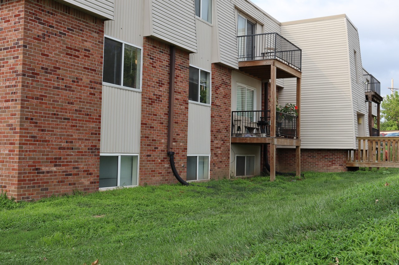 Brent Village - Bricktown - Photo 3 of 50