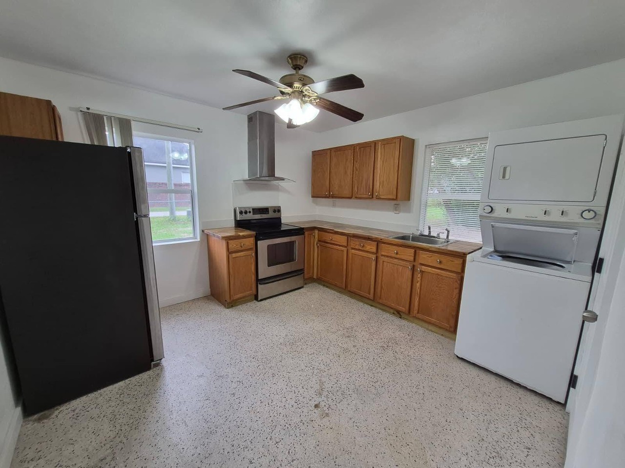 266 South Pearl Lake Causeway - Photo 2 of 9