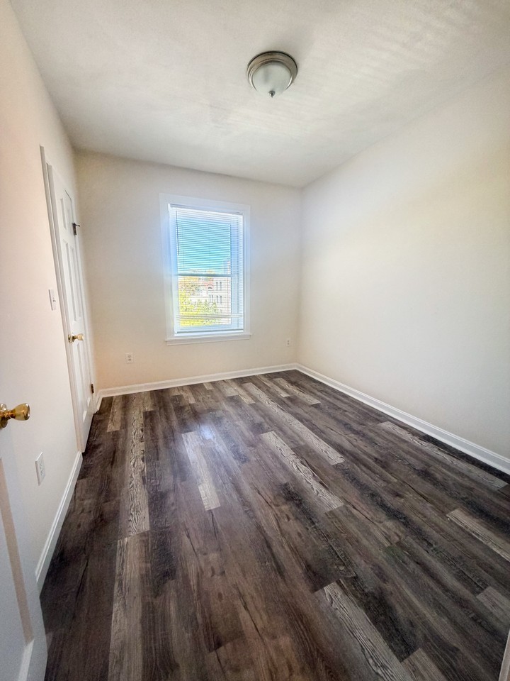 154-156 Boylston Street - Photo 5 of 7