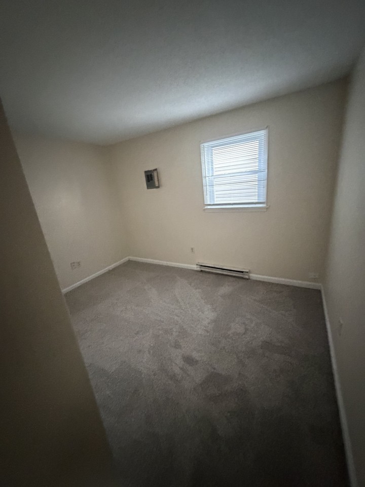 320 E 4th 2 - Photo 6 of 10