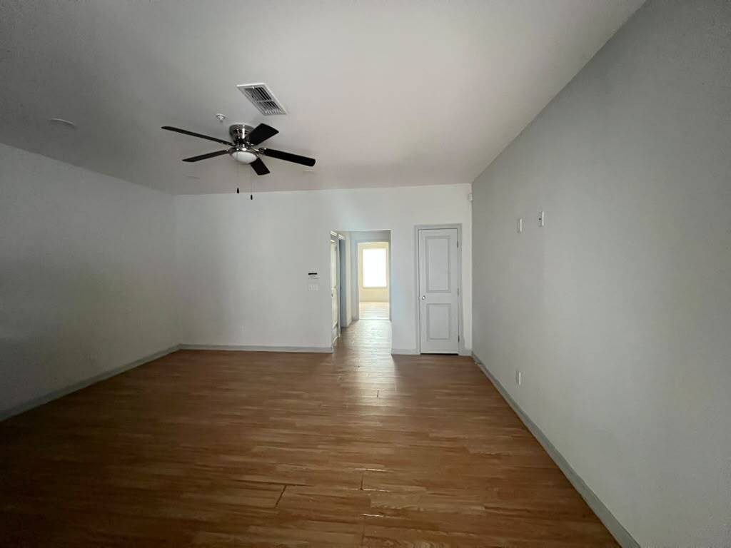 801 South Missouri Street - Photo 2 of 6