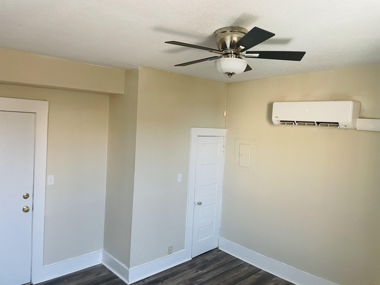 111 North Main Street - Photo 3 of 10
