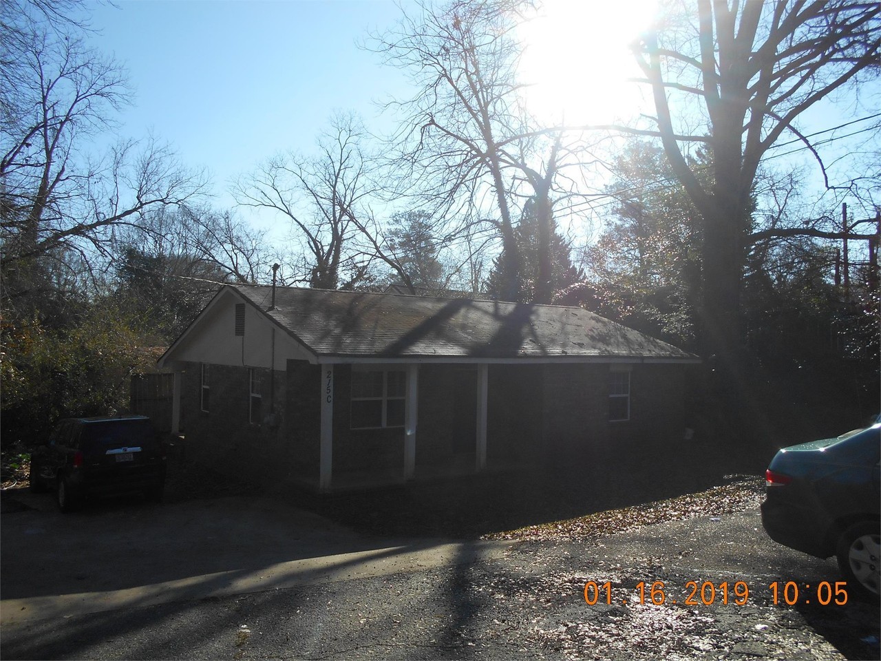 215 Boulevard Apt B - Photo 2 of 2