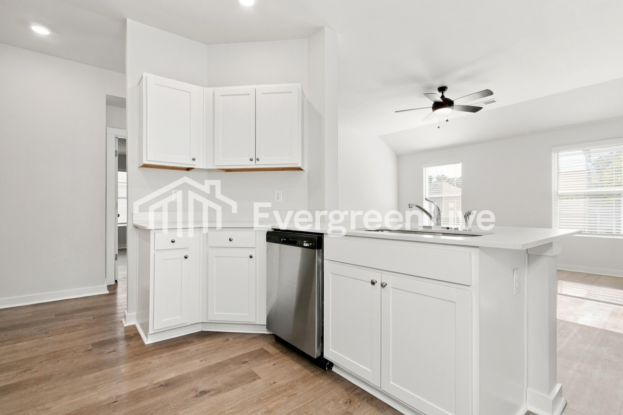 Troubadour Ln - Photo 4 of 15