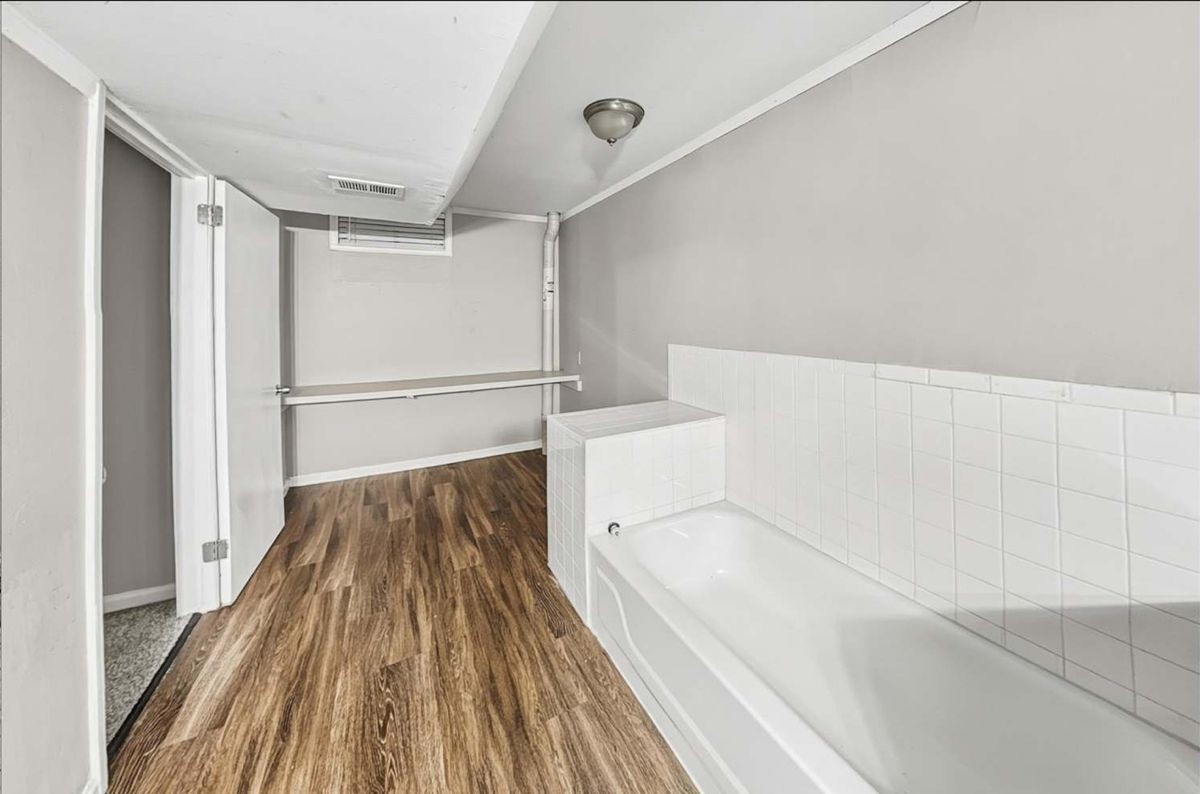 6702 E 117th Ave - Photo 3 of 14