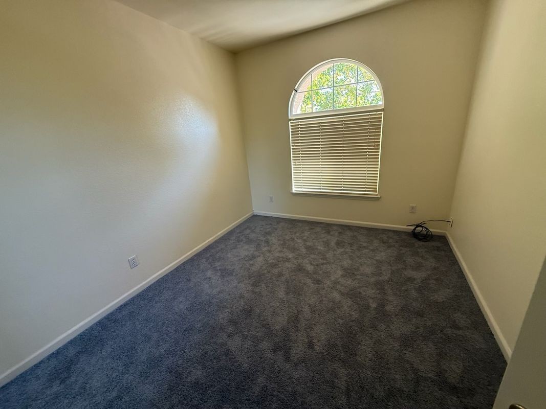 131 Cognac Cir - Photo 5 of 31