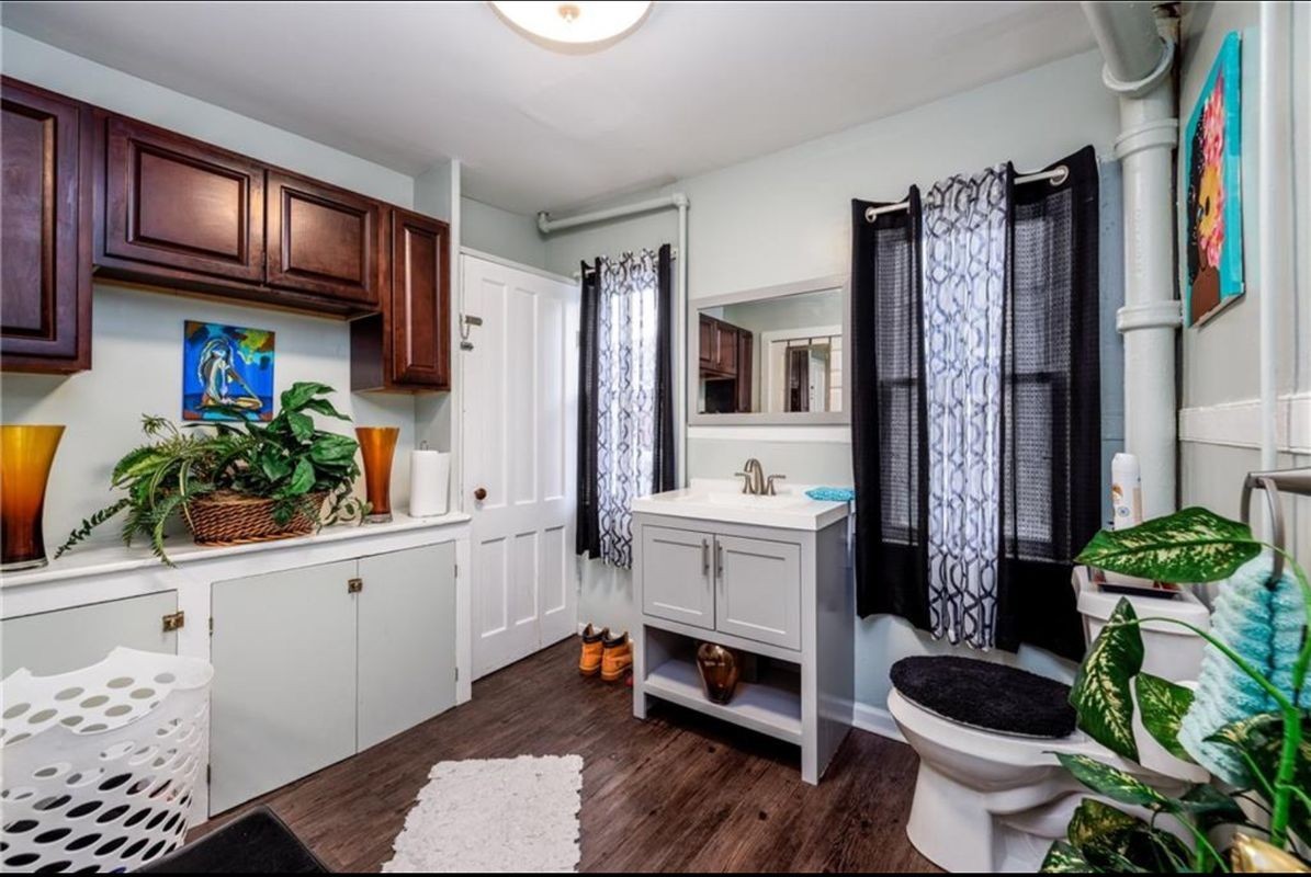 10 Worthington Ave - Photo 7 of 10