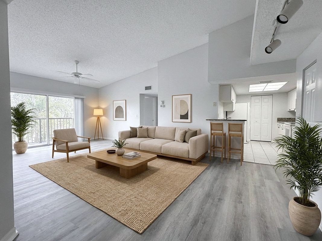 1200 Crestwood Ct S - Photo 6 of 9