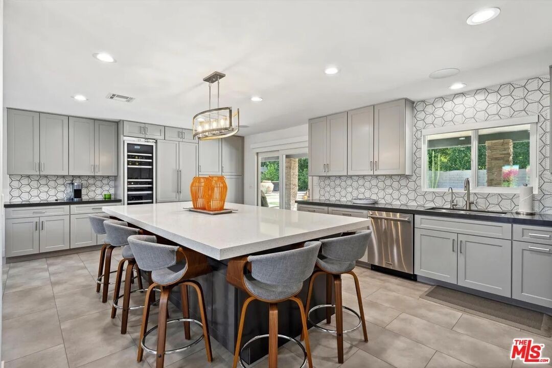 74085 Old Prospector Trl - Photo 5 of 46