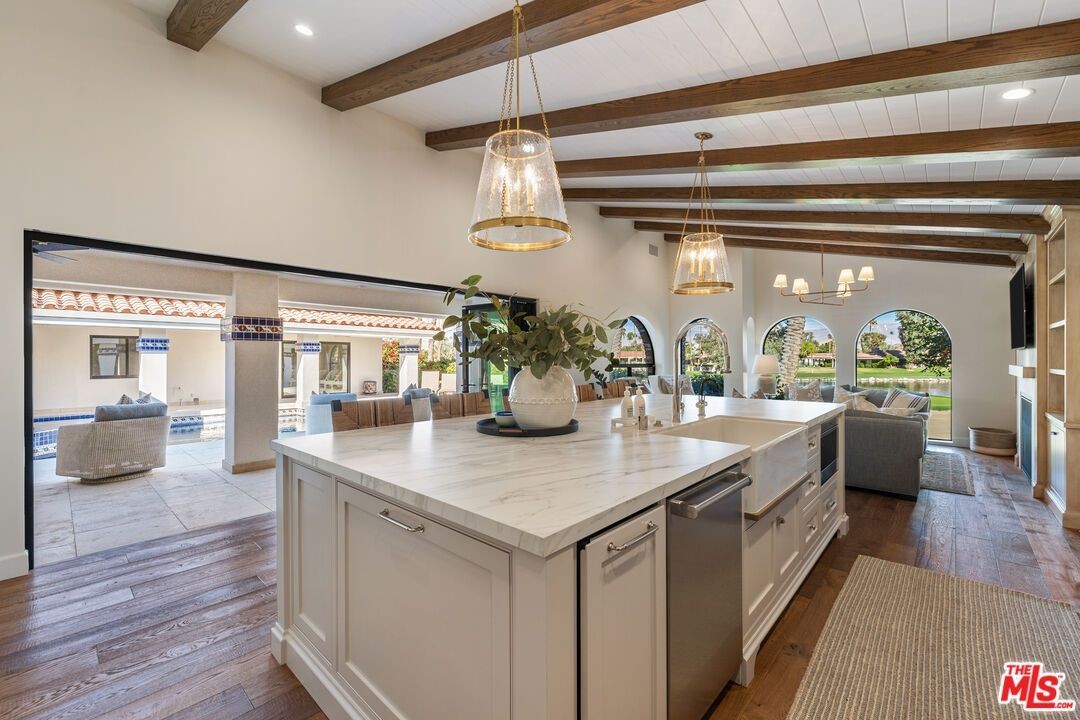 46620 Quail Run Dr - Photo 2 of 10