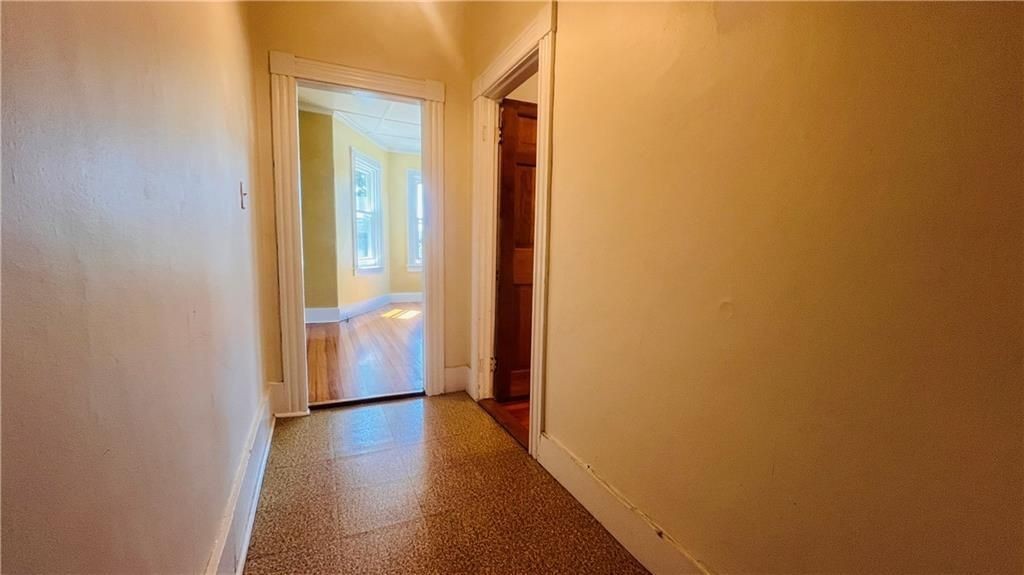 61 Almy St ##2 - Photo 4 of 38