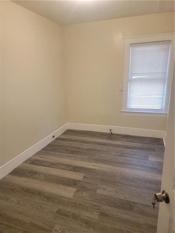 69 Fales St - Photo 5 of 8