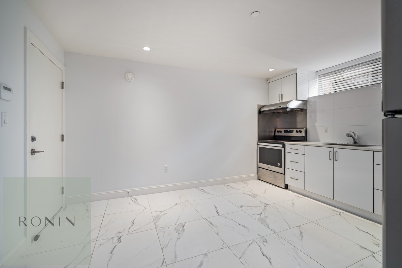 4526 Venables Street - Photo 3 of 21