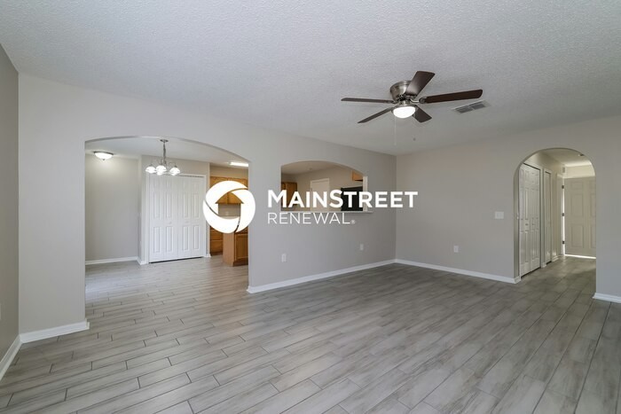 2103 Whispering Trails Blvd - Photo 5 of 16