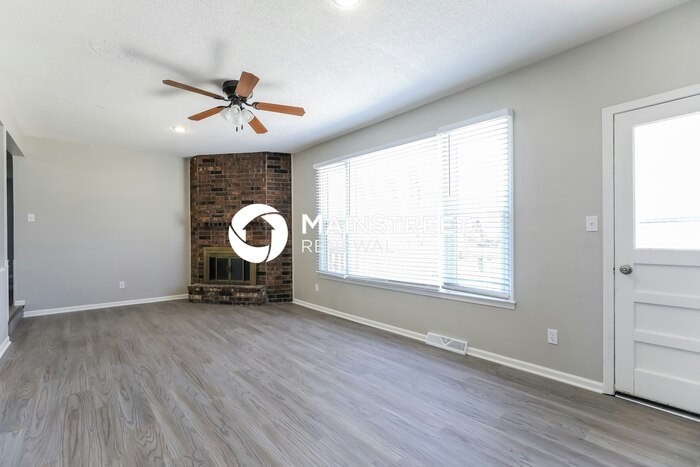 13214 Lowell Ave - Photo 4 of 17