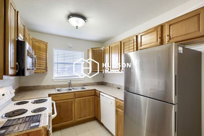 121 Carly Ln - Photo 6 of 13