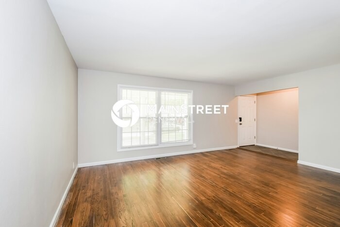 3010 Chadwick Dr - Photo 3 of 16