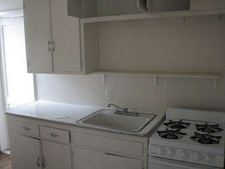 1426 W Michigan Ave #3 - Photo 3 of 9