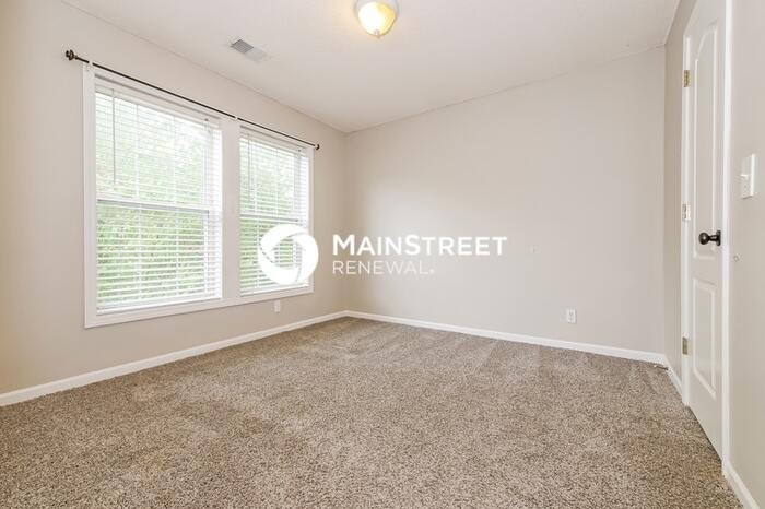 5630 N Delta Ave - Photo 7 of 18
