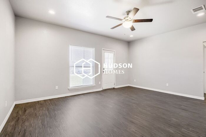 101 Pharm Hills Rd #501 - Photo 3 of 13