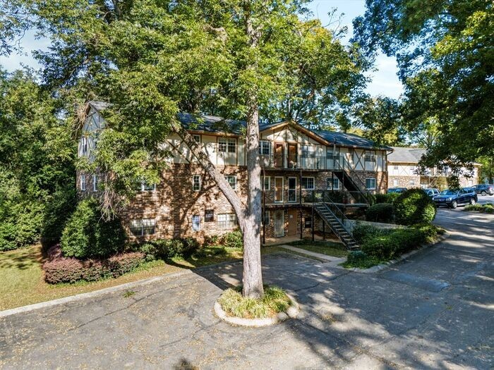 1227 Church St #A - Photo 3 of 23