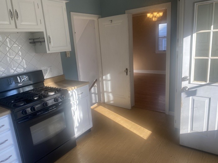 5216 Relluk Dr - Photo 3 of 12