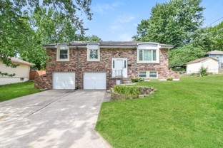 2820 S Linwood Ave - Photo 1 of 1