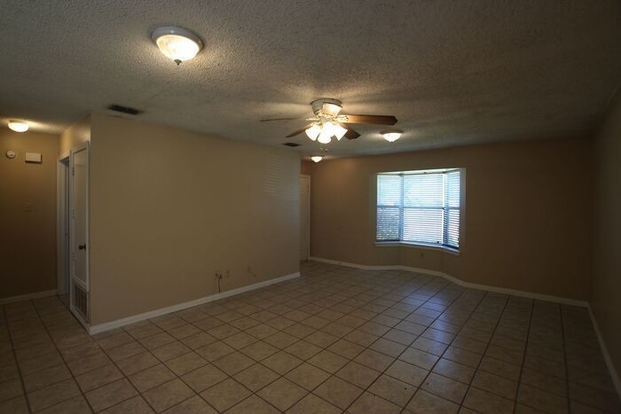 20130 Ridgerock Dr - Photo 7 of 31