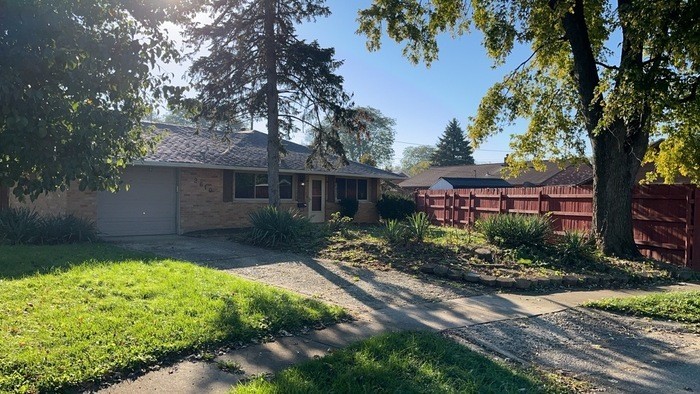 2610 Ipsen Ct - Photo 2 of 28