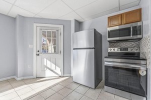 featured image of 200 York St #1